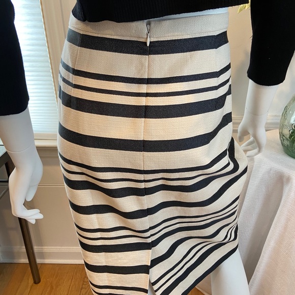 J CREW PENCIL STRAIGHT SKIRT - Picture 5 of 7